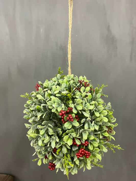 Boxwood Kissing Ball