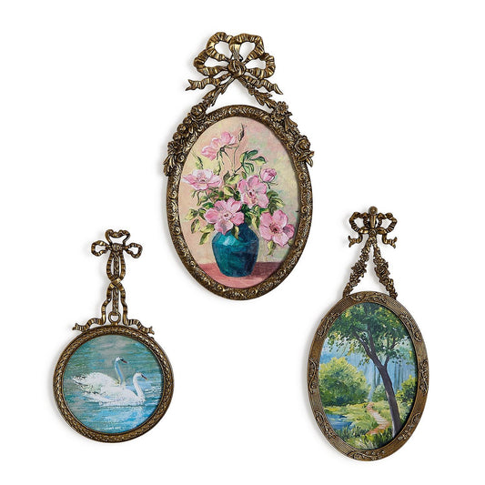 Antique Bow Hanging Frame Collection